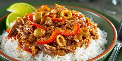 Plato de ropa vieja servido
