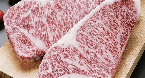 Corte de carne Wagyu A5 con marmoleado