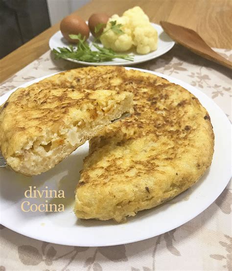 Tortilla de coliflor con ajo picado