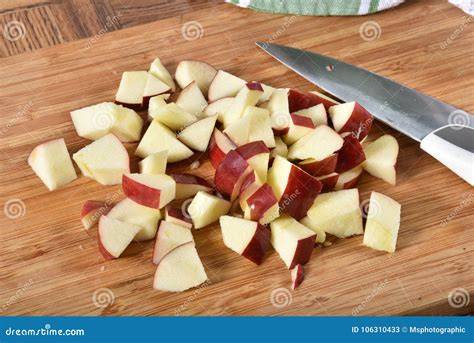 Manzanas cortadas en dados