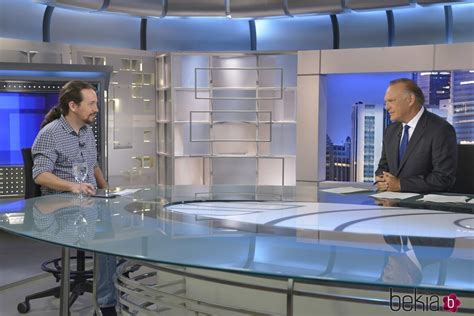 Pablo Iglesias siendo entrevistado
