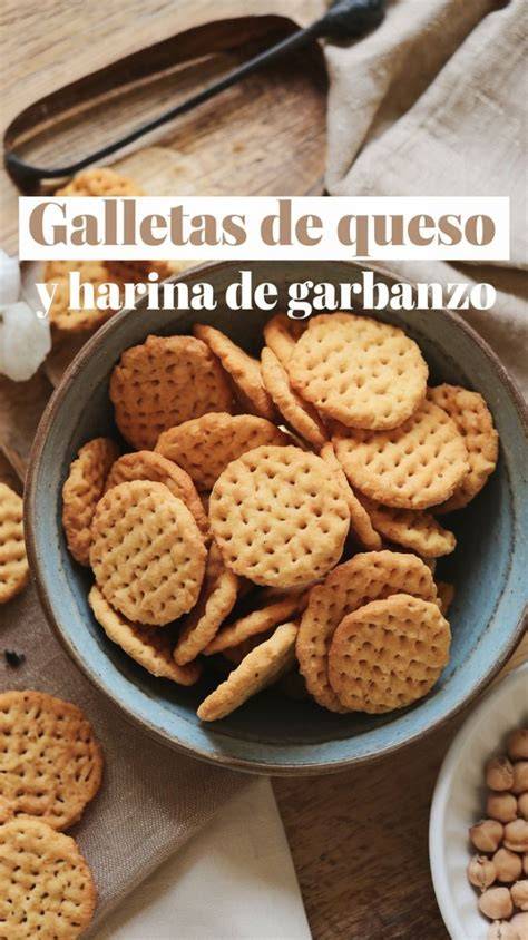 Galletas saladas de garbanzo en diferentes formas