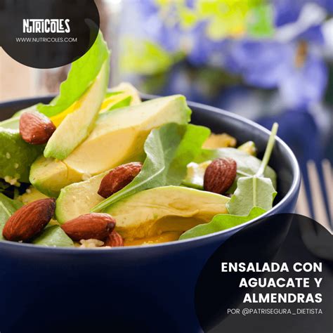 Aguacate empanado con almendras
