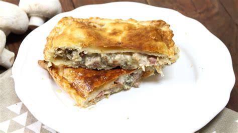 Relleno de pollo, champiñones y cebolla para empanada