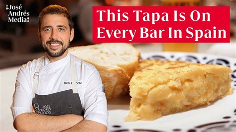 Chef Carlos Olabuenaga con su tortilla de patatas