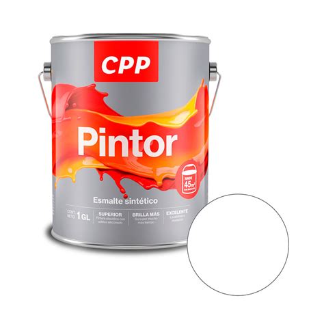 Pintor aplicando esmalte sintético con brocha