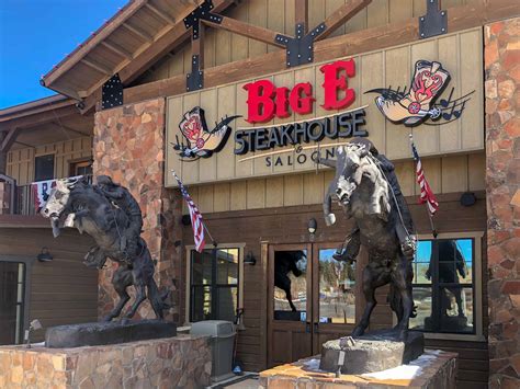 Big E Steakhouse & Saloon con temática del Viejo Oeste