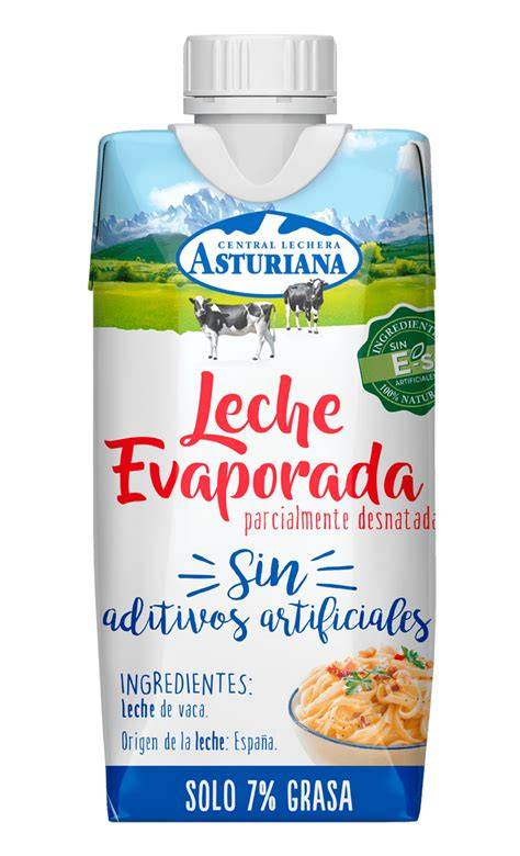 Leche evaporada en un envase