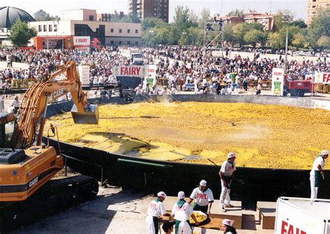 Paella gigante de récord mundial