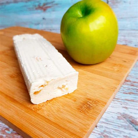 Queso de cabra con manzana confitada