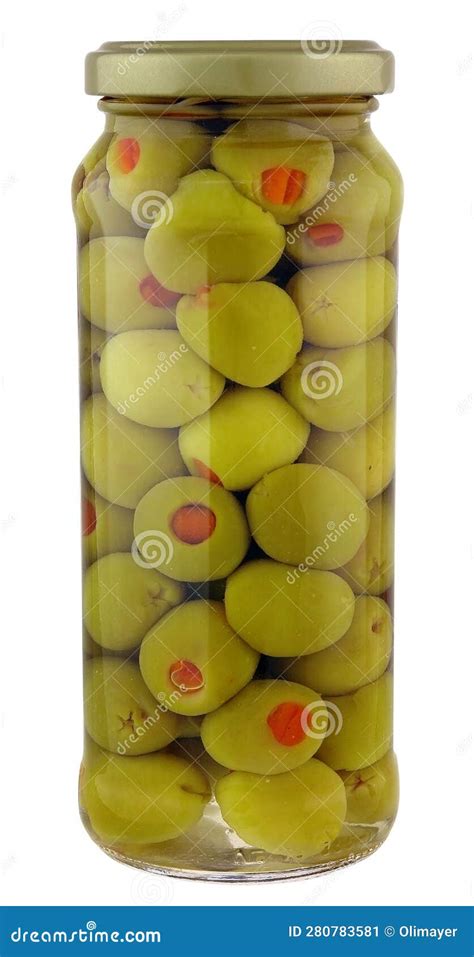 Aceitunas rellenas en un recipiente