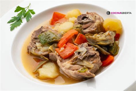 Plato final de cuello de cordero guisado con patatas