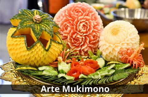 Ejemplos de Mukimono, tallados artísticos en frutas y verduras