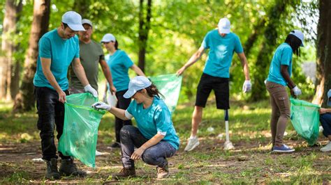 Equipo de EPA durante jornada de voluntariado