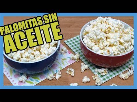 Palomitas de maíz con agua en el microondas