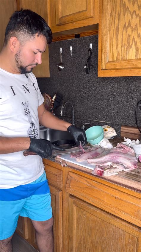 Limpieza de níscalos para cocinar