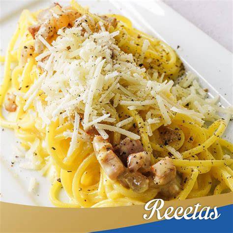 Crema de queso pecorino y pimienta para pasta