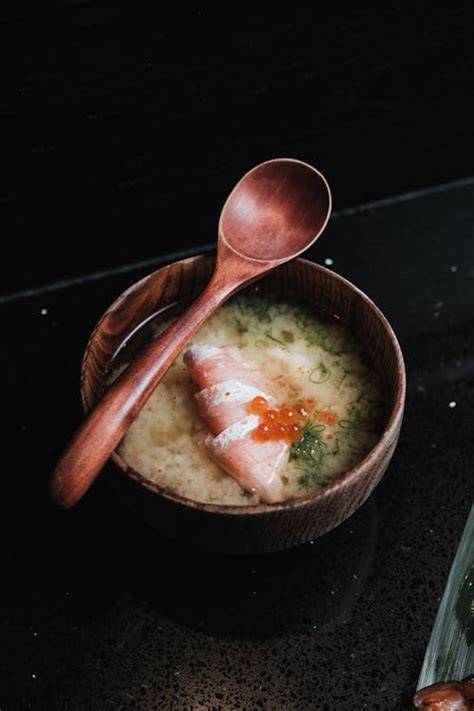 Recipiente de miso tradicional