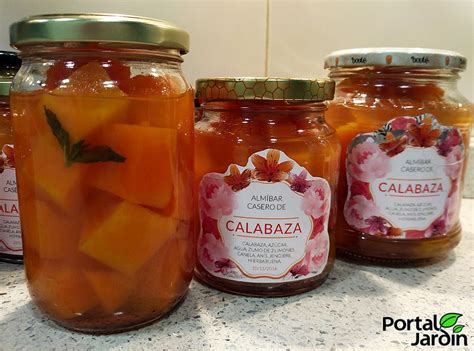 Frascos de calabaza en almíbar casera