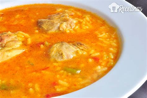 Arroz caldoso con pollo y verduras