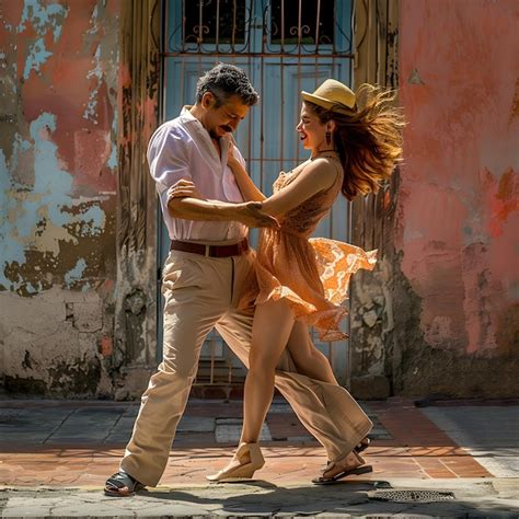 Pareja bailando salsa cubana