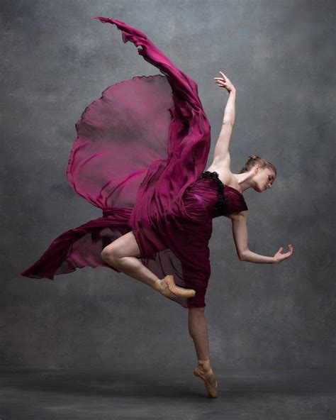 Bailarines de danza contemporánea