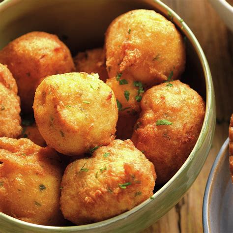 Historia de los buñuelos de bacalao