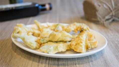 Plato de alcachofas rebozadas