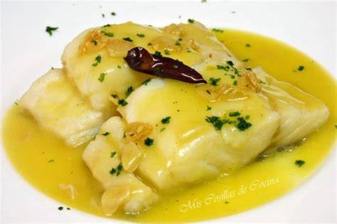 Bacalao confitado con salsa pil pil y puré de calabaza