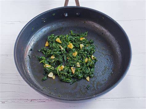 Espinacas salteadas con ajo
