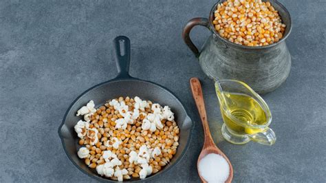 Ingredientes para hacer palomitas en sartén