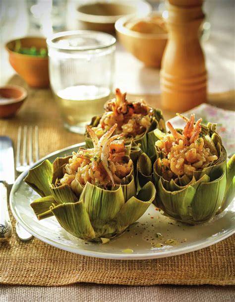 Alcachofas rellenas de arroz y chipirones