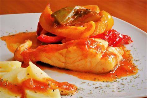 Hojaldre de bacalao con pimientos asados