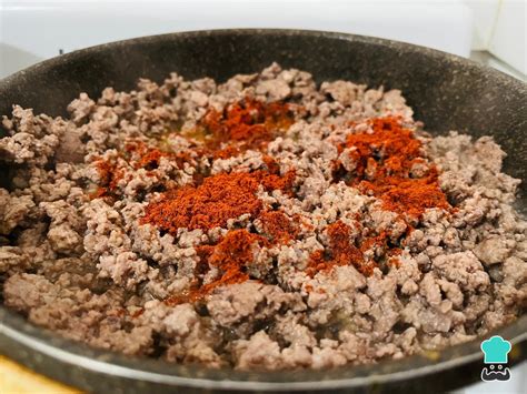 Preparando el relleno de carne