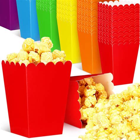Bolsas de papel para palomitas y botes de cartón con diseños
