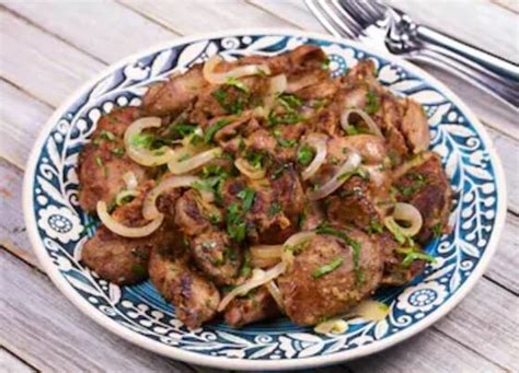 Mollejas de pollo encebolladas mexicanas