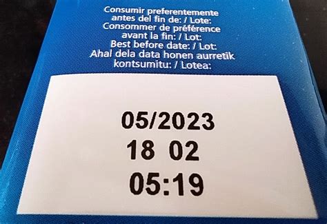 Envases de nata con fechas de caducidad