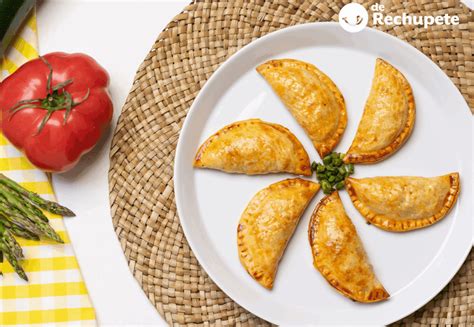 Empanadillas de verduras horneándose