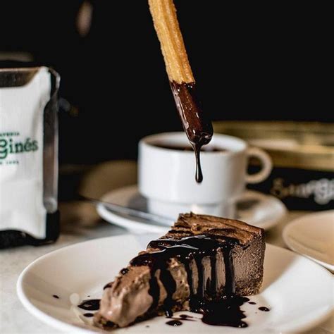 Tarta de queso de chocolate con churros de Gio&Sam y San Ginés