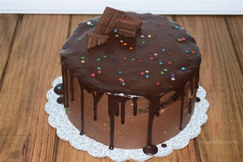 Ingredientes básicos para una tarta de chocolate