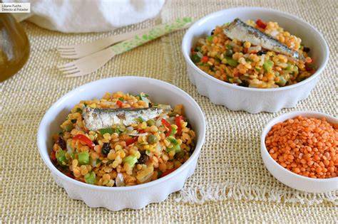 Ensalada de lentejas rojas con sardinillas y vegetales