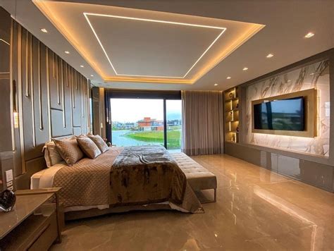 Habitación de lujo en The Westin con detalles de aromaterapia y descanso