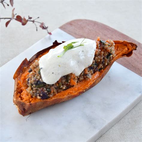 Boniato relleno de quinoa