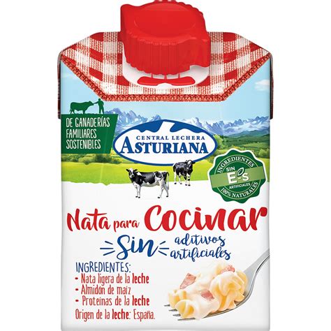 Envase de nata para cocinar con información nutricional