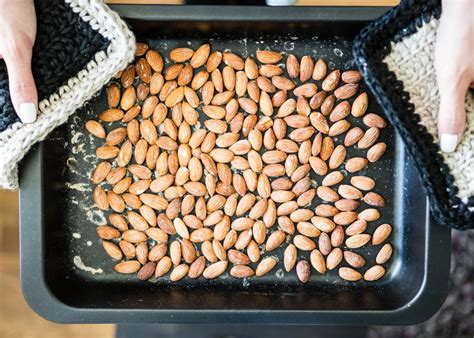 Esquema de cómo tostar almendras en el horno
