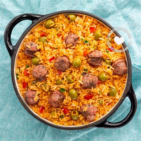 Ingredientes para arroz con longaniza y verduras