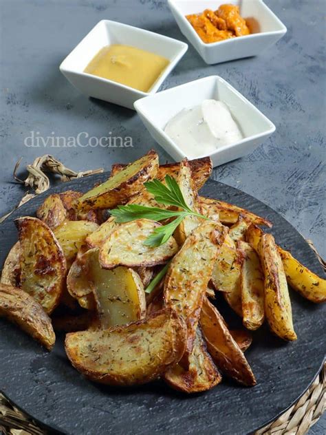 Patatas en gajos con especias