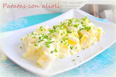 Patatas alioli con perejil fresco