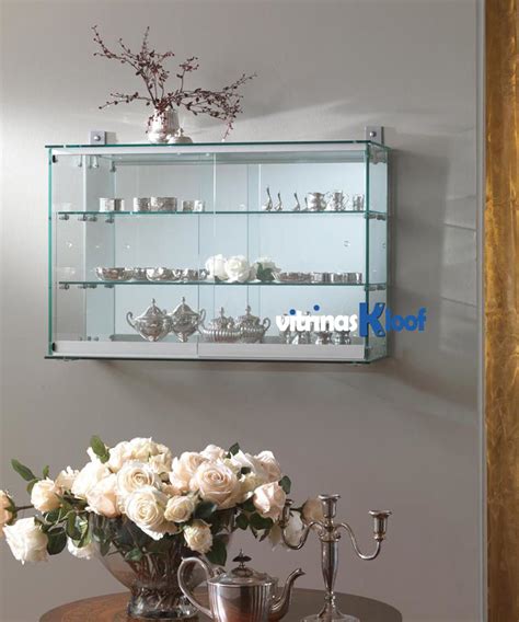 vitrina de pared con estantes para cubiertos de colección