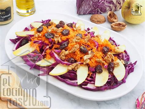 Lombarda braseada con trozos de manzana y especias